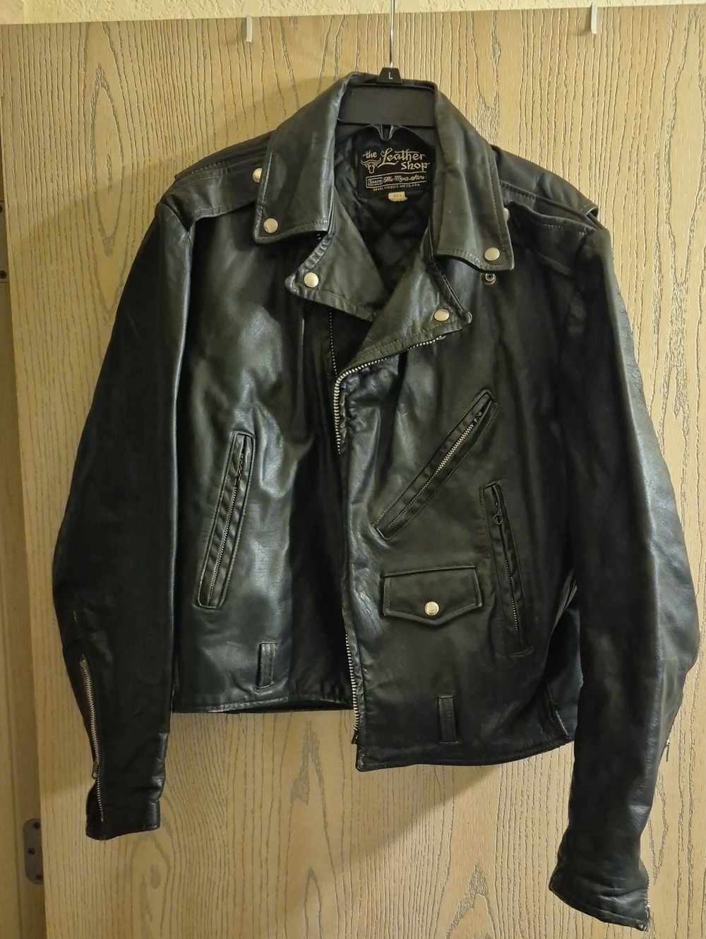 Men's Vintage Black leather motorcycle biker jacket